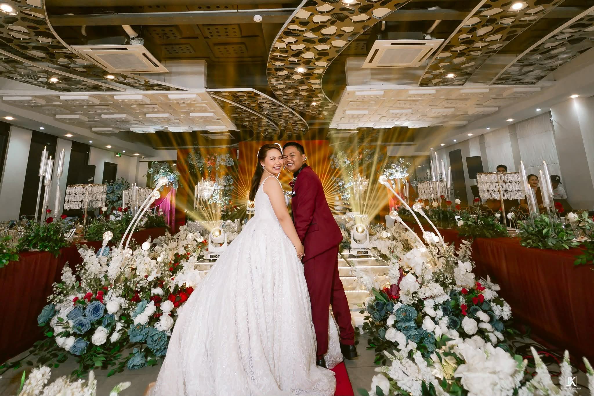 Stylish cocktail dresses and formal gowns for rent in Dumaguete City by Gowns To Go, ideal for parties and special events